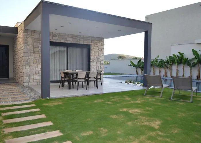 Ayayorgide Odalar Banyolu Sifir Villa Cesme