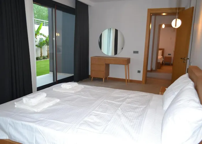 Ayayorgide Odalar Banyolu Sifir Villa *